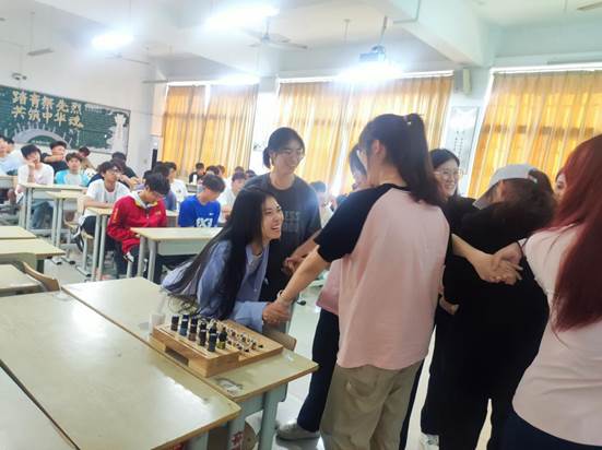 b3772abbec66a81eb94bae4985211ab